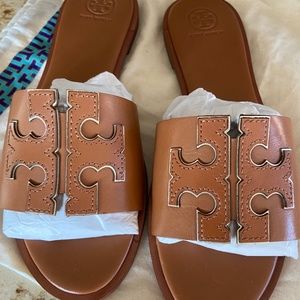 Ines Tory Burch Slide